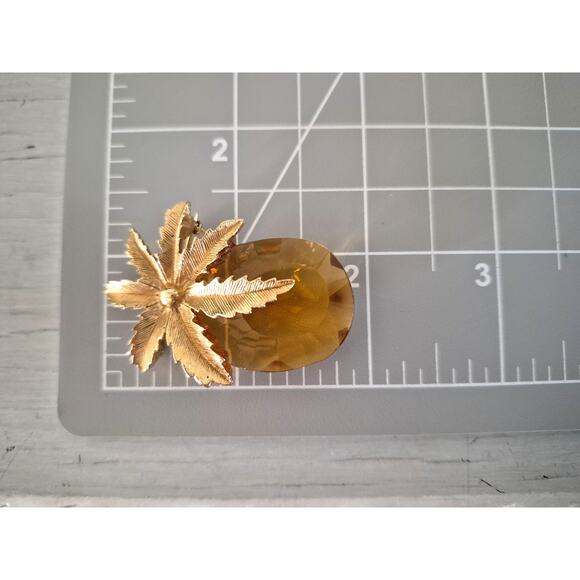 Vintage 1964 Sarah Coventry “Vienna” Brooch - Picture 4 of 5